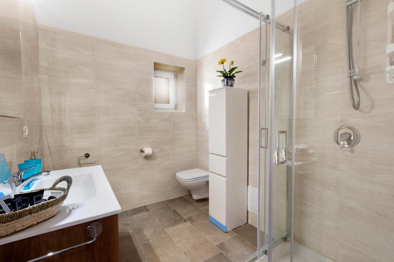 Teresella Suite Naples Extérieur photo